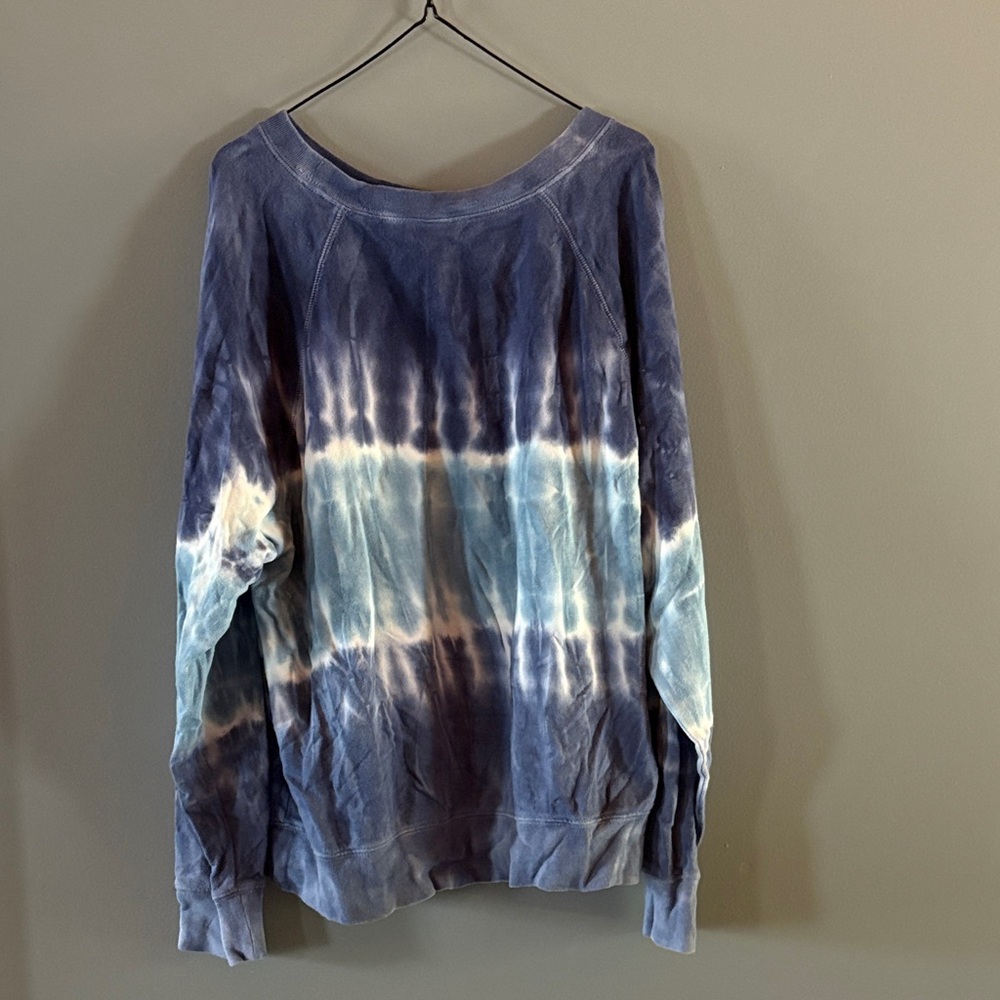 Old Navy Blue Tie-Dye Crew Neck Sweater
